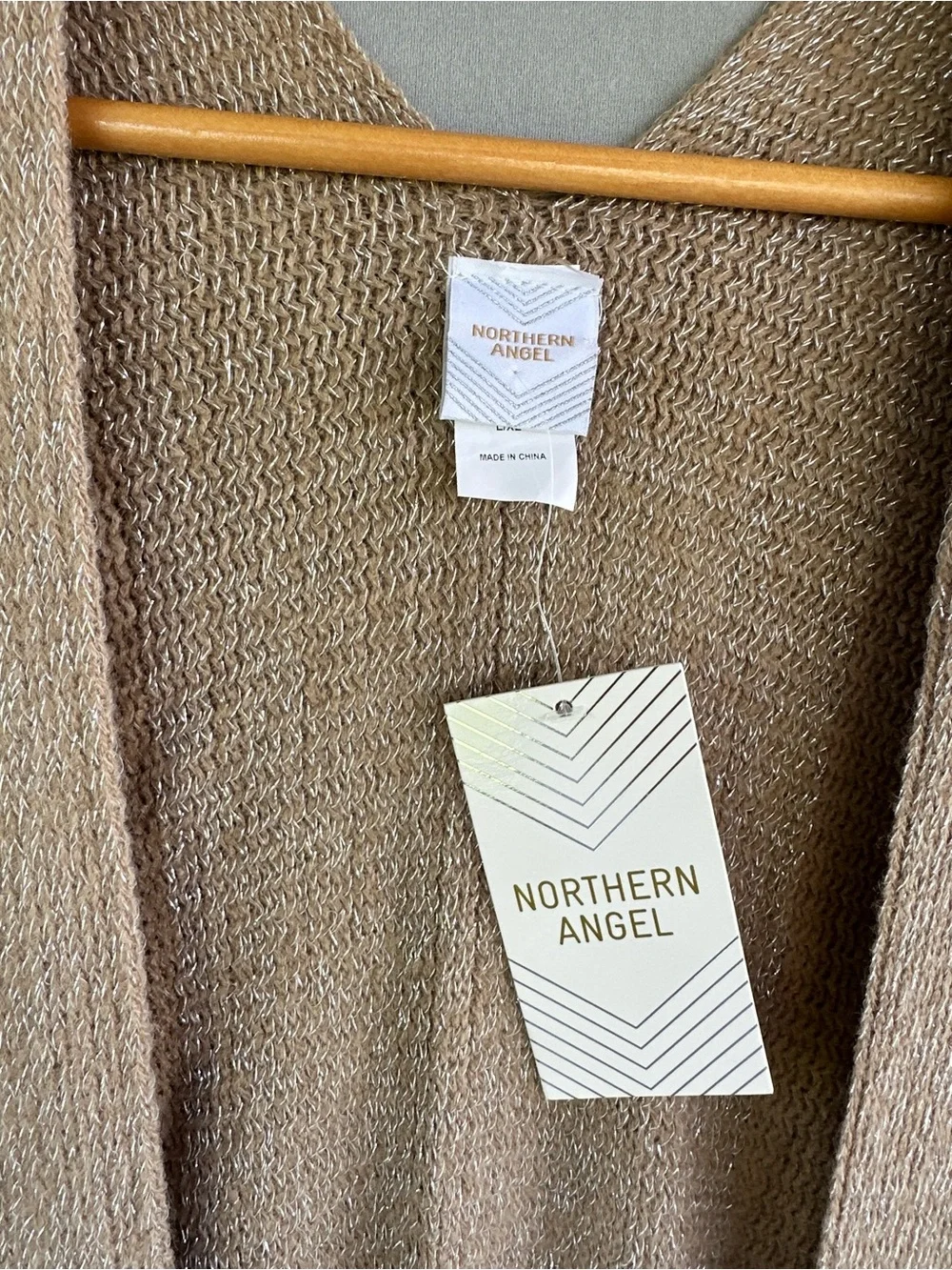🎉5 for $45🎉 NWT Northern Angel poncho cover up size L/XL